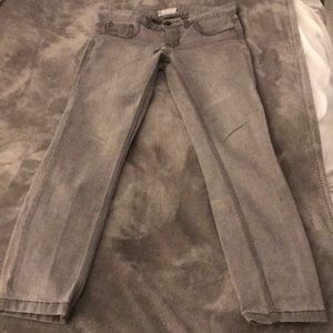Skinny to ankle jeans